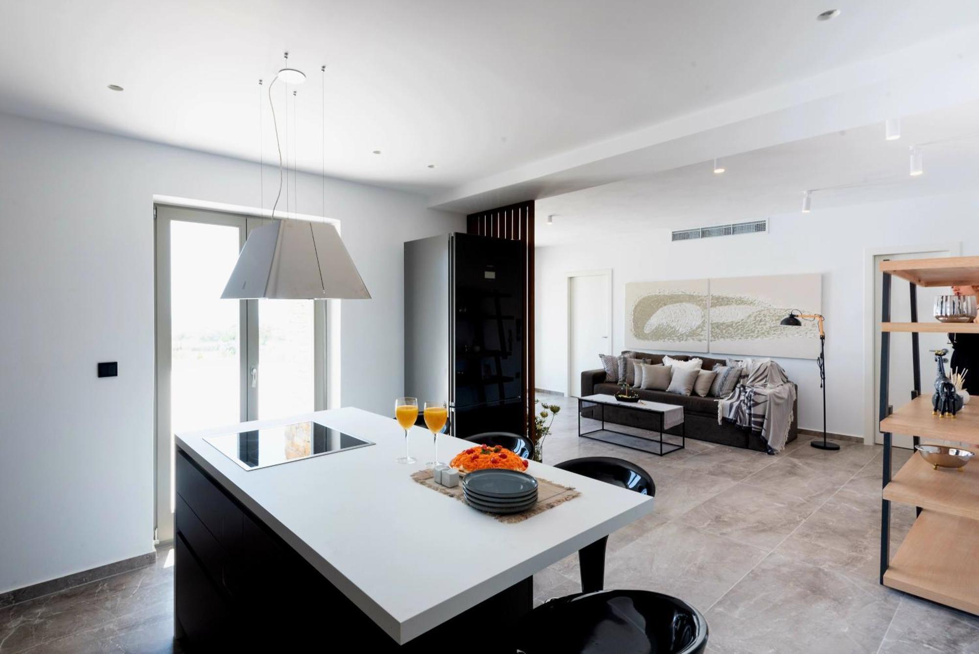 Golden Bay Luxury Villas And Suites 克里希阿克提 外观 照片